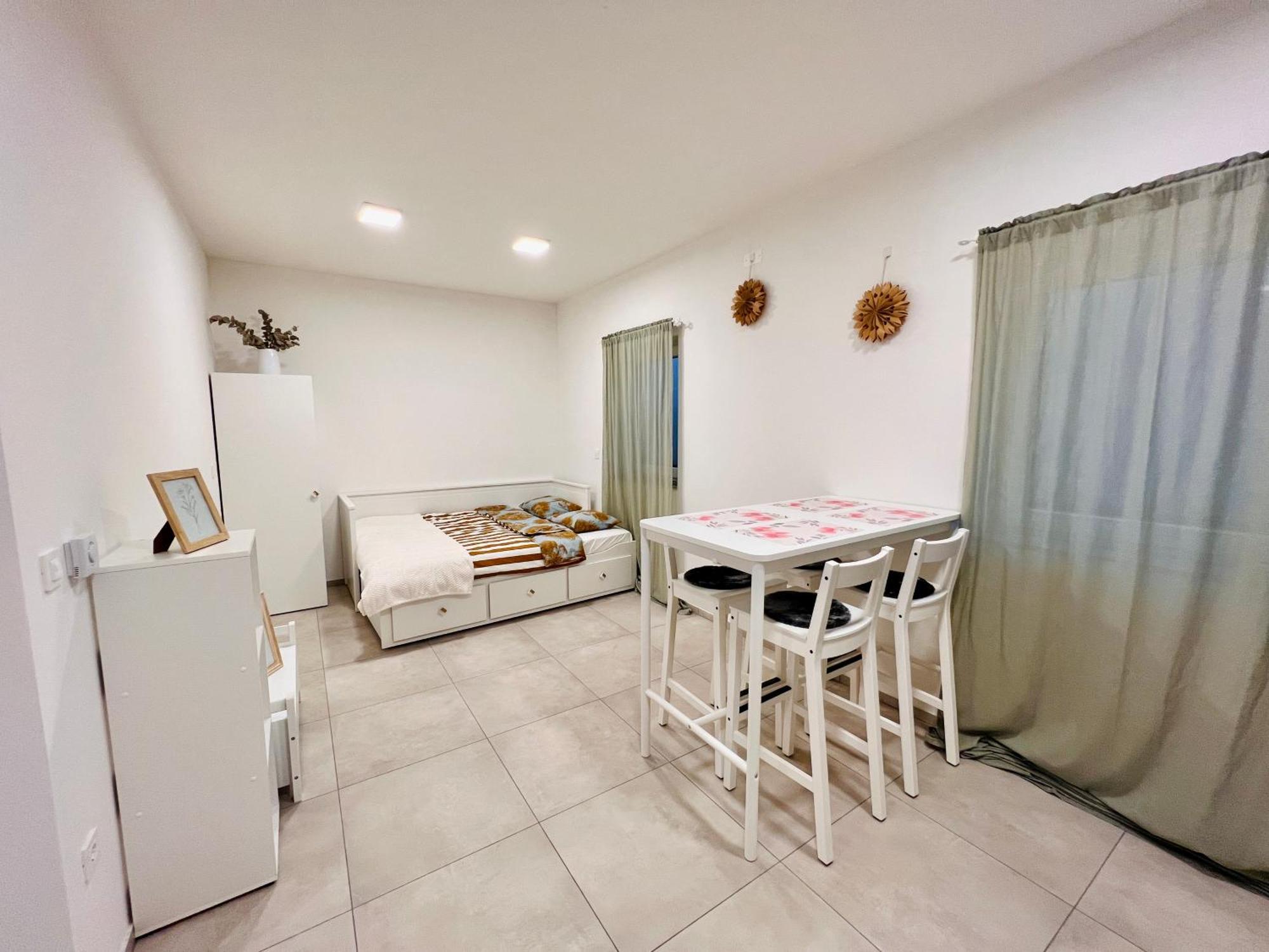 Sunny App Apartment Ljubljana Bagian luar foto